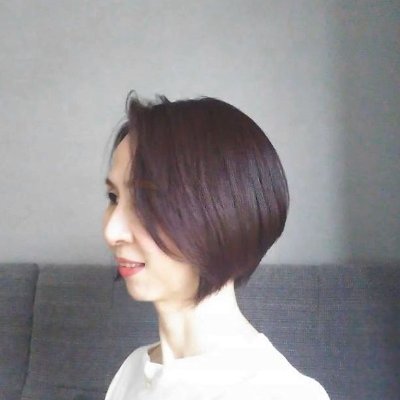 sayoslife's profile picture. シンプルライフのブログを書いています。整理収納アドバイザー、住宅収納スペシャリスト、webでコラムも執筆中。夫と義母（要介護2）との3人暮し、関節リウマチ患者ですがエアロビクスが趣味。時々家計のことも呟いてます。
「50代はやめどき、捨てどき、楽しみどき」2冊目を発売中です。https://t.co/4G1JY6dXis