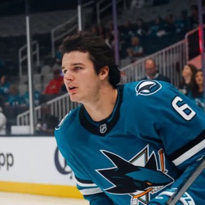 smilebrini's profile picture. | #TheFutureIsTeal⁷¹ ² ⁶ ⁷⁷ ³⁰ & #GoHabsGo²⁰ ¹³ ¹¹ ⁴⁸ | hockeyguy moe beam, go! | samisa ceo