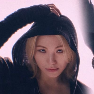 aquataem's profile picture. 💌 SHINee⁵ and ATEEZ⁸ own my heart • falling for Seventeen • multi ... ☪︎ ˖*°✮⋆.