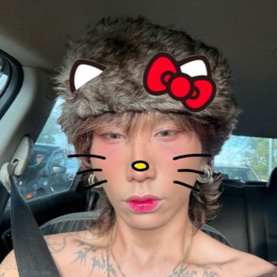 miumiusbaby's profile picture. fashion. dweeb. fashion dweeb.