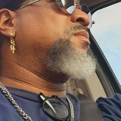 slama72's profile picture. 