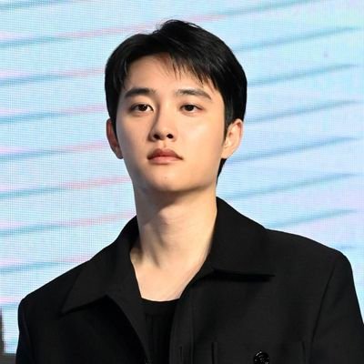 xeevaa_'s profile picture. •sometimes fangirling, sometimes writing•