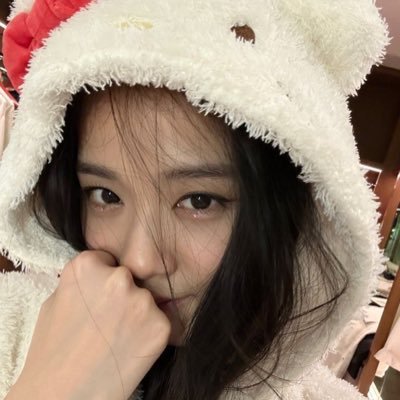 jisooxfail's profile picture. 