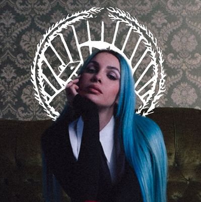 wor1dwar's profile picture. Rose Proletarian ☭ • Bordiga's Granddaughter 🐱 • “Tutto nello Partito, niente al di fuori dello Partito, nulla contro lo Partito” 🗿