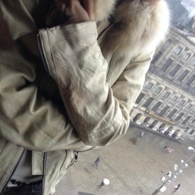 svfizjzbfaaidjf's profile picture. 