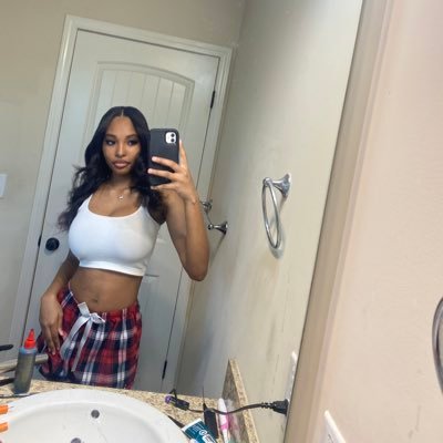 kyleebriange's profile picture. 