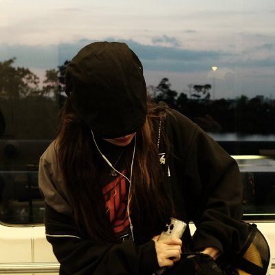 tiwaitiwai_'s profile picture. series and movie enjoyer