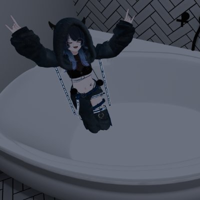 UshaV66742's profile picture. VRC 25.10.21~ 主に改変と写真 /HIBIKI