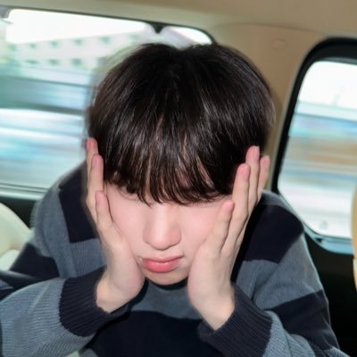 ladycherrypinky's profile picture. ☃︎knp