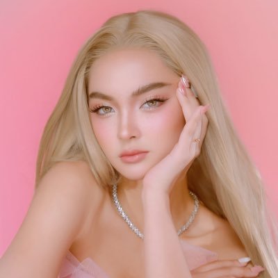 hikairain's profile picture. do not address me