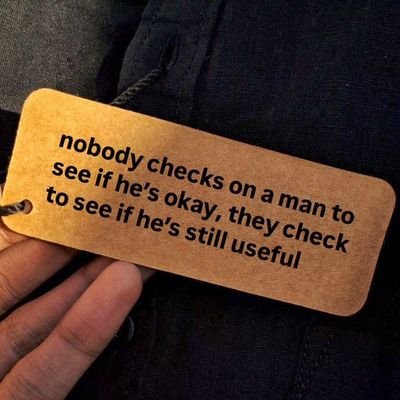 Akilimrefu's profile picture. Artist. Life's Good.