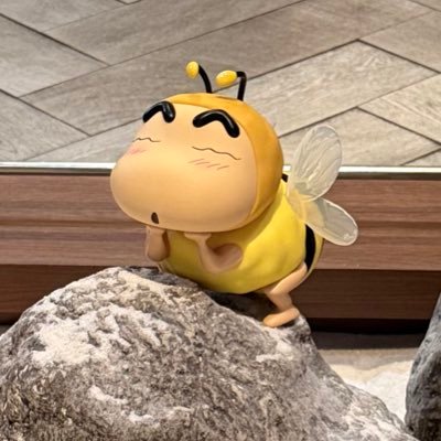 arozaakk's profile picture. I don't give a duck!