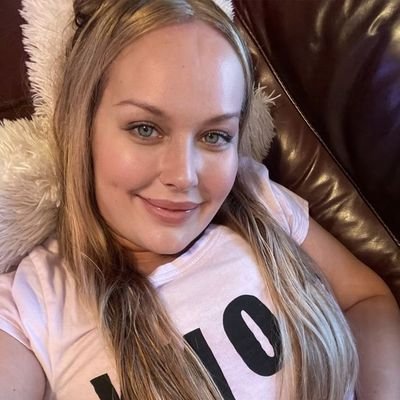 AnnebelleK60646's profile picture. Am Kate annebelle I want you all to know how much you mean to me

you can call me on zangi 9077175373