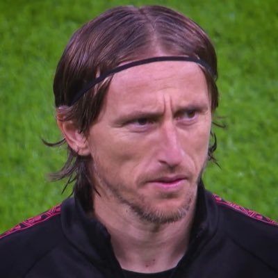 aassdec's profile picture. لو كان هناك مشجعاً واحد للاتحاد سيكون انا بلا منازع فوالله لو ان حُبه موتاً لتجرعته #CurvaGold #ittihad #realmadrid