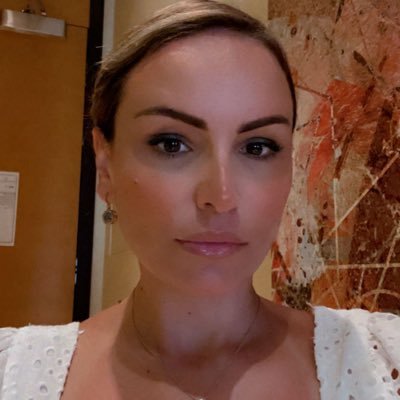 FrauLicina's profile picture. Mom, wife, Pharmacist & Health Manager