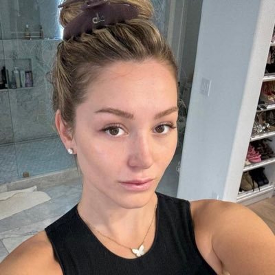 kyra10202009's profile picture. 