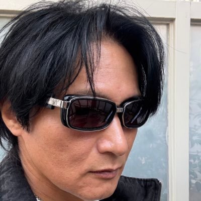 b_d7h0's profile picture. 雅楽代一家 🍰ちぇちぇは俺のNo.0 😘🤘 シュレ犬ふうか💖🍬喪失ナノ 👿生き急ぎ行き遅れた漢 俺のような50代になってみないか？ネタツイ多め 絶賛花嫁募集中 楽しいの押し売り・自由にMOVE侠気93%・逢いたい女に会いに行く（アイドルさん）