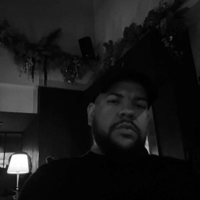 Bry93800's profile picture. j'étais déjà la en 2010 quand ton incestueux de daron ne connaissait pas Facebook.
sombre campagne de signalement m'a eu comme un humoriste camerounais.