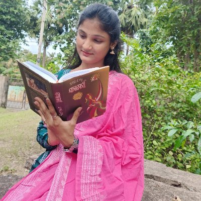 Smita_Here_'s profile picture. "न कंचित् शाश्वतम्"
     
'କୋଳାହଳ ଭିତରେ ଏ ନୀରବତା କାହାର' ! 

°Even tense has a future but I don't 🤭

सर्वे कर्मवशा वयम्॥