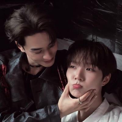 jjengpung's profile picture. 99 💞
🦆🐰