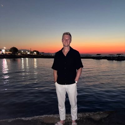 j_dernnn's profile picture. Sheffield Wednesday