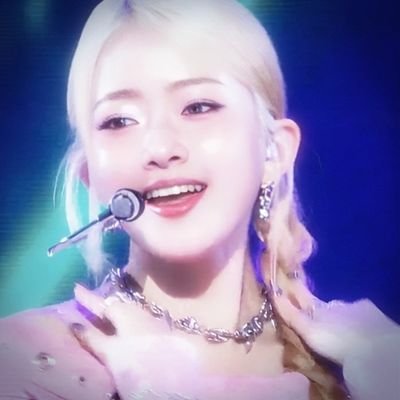 suyeonniee_'s profile picture. VVinie 🌸 | VVUP OT4 🐰🐹🐣🦊 |
also like : xodiac, Blackpink, Illit 💌