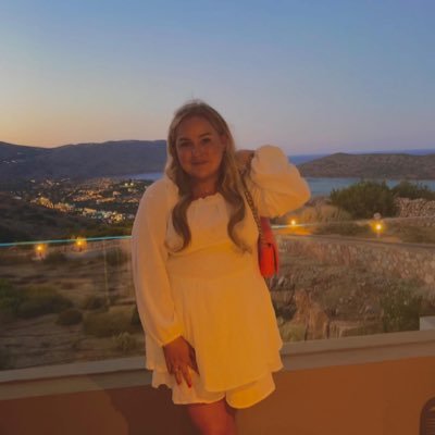 devnicx's profile picture. 27 | OUFC 💛