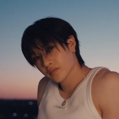 chanpooby's profile picture. 𐙚 ‧₊˚ 19. read my page byf!