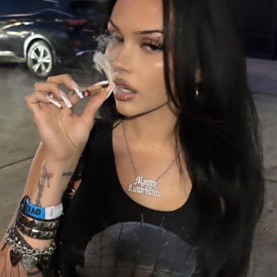 meloydd's profile picture. i ♡ pills