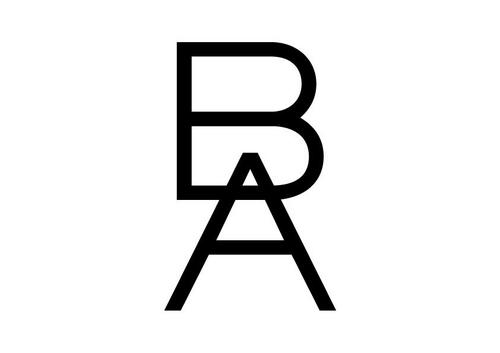 Marc Jacobs, Michael Kors, Alexander Wang, Coach, Tory Burch, Kate Spade, Rag & Bone, APC, IRO, Vince, RE/DONE, Common Projects, Diemme, New Balance, Superga.