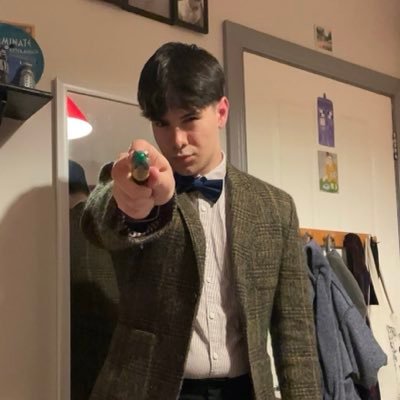 OisinOMurchu_'s profile picture. Doctor Who obsessed twenty year old.