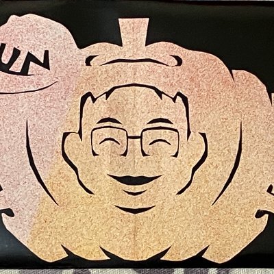 un2110's profile picture. シール・カードコレクターです。特に妖怪系のシールやＢＭ２０００関連を探しております。シール系のイベントには大概顔を出しておりますので、気軽に声を掛けて下さい！！
その他、日本酒・ラーメン等の食べ飲み歩きが好きです。
なお、自宅ＰＣからしかTwitterが見れず、ＤＭやリプ等への返事が遅くなりますので、ご了承下さい！！