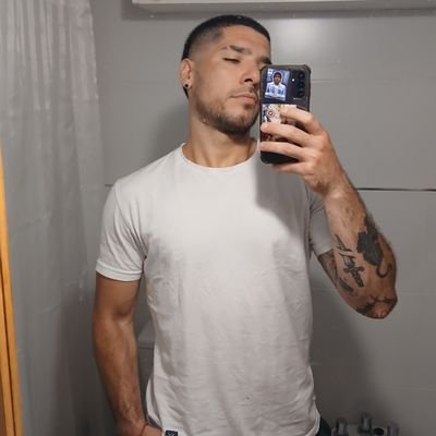 WasikIvan's profile picture. Amante de mi familia y amigo de mis amigos. Aguante Miley.