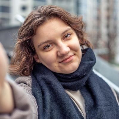 RLori55511's profile picture. 