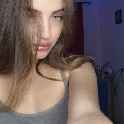 bbyzonla's profile picture. 🇨🇺