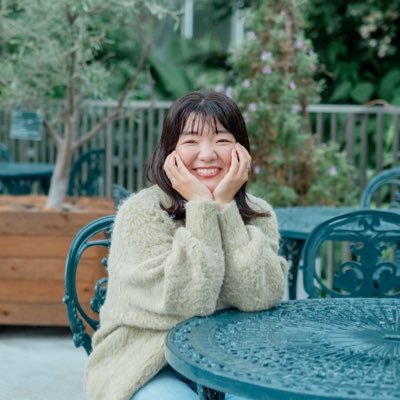 she_himawari's profile picture. WEB•グラフィックデザイナー l 動画編集 l 2024.08- #シーライクス l 2025.04- #トレＰデザイン #プロデ l 15期デザコミュ #デザわくっ l テーマパーク l ひまわり📸🌻🌻🌻