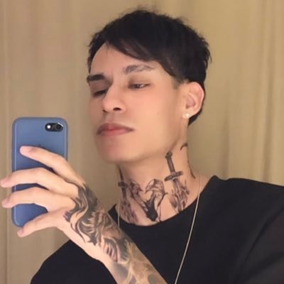 mendesktricolor's profile picture. fora casares