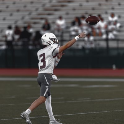 Bham3222's profile picture. NCAA ID 2505598603 ✝️Family🏠Sports 🏈 QB - 🎓2028