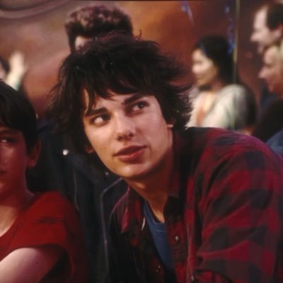 usernabrokenn's profile picture. 