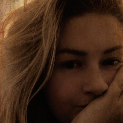 sweskjaldmaer's profile picture. No DM's