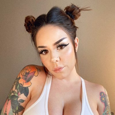 CavanaClar17452's profile picture. 