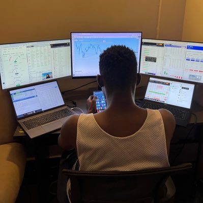 AllanSmith82973's profile picture. 