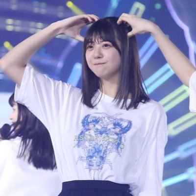 missluxury__'s profile picture. #冨里奈央