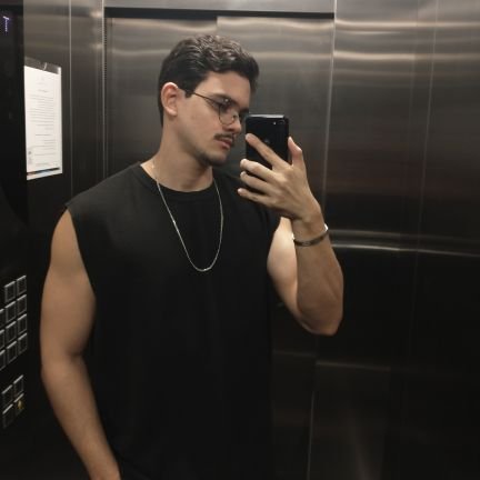 gags753's profile picture. o importante é ninguém se meter na vida de ninguém, que nenhuma pessoa interfira na sua felicidade