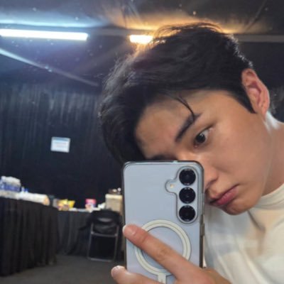 jusungbri's profile picture. fanacc ^^ have a beautiful memory with #GOT7 & #DAY6 190421 241016 250503