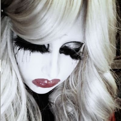 k0kkurisan_'s profile picture. ♂
僕は人間が嫌い

混沌と絶望の世界では、僕たちは皆死にたいですよね？ BADｲ 🫦