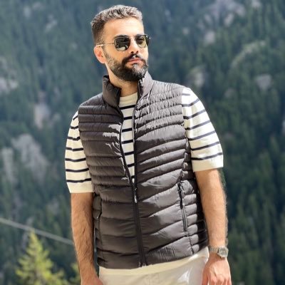 AHosseinoghli's profile picture. 