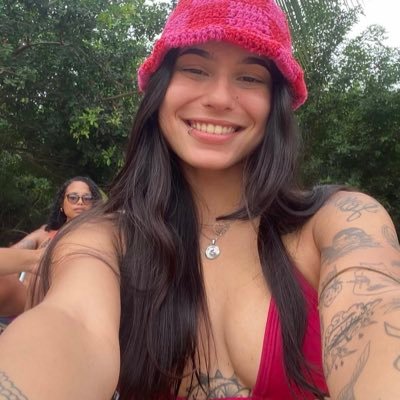 gbtzl's profile picture. 🪬’ Inigualável & Incomparável.