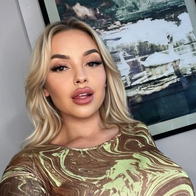 kendra24322055's profile picture. 