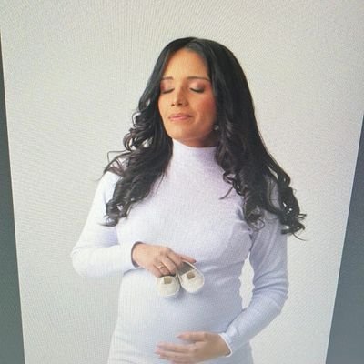 MissFreitas_'s profile picture. “There's only one witch who will be my queen.”

Filha do mar. 🤍